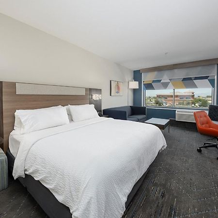 Holiday Inn Express & Suites Ridgecrest - China Lake By Ihg Екстер'єр фото